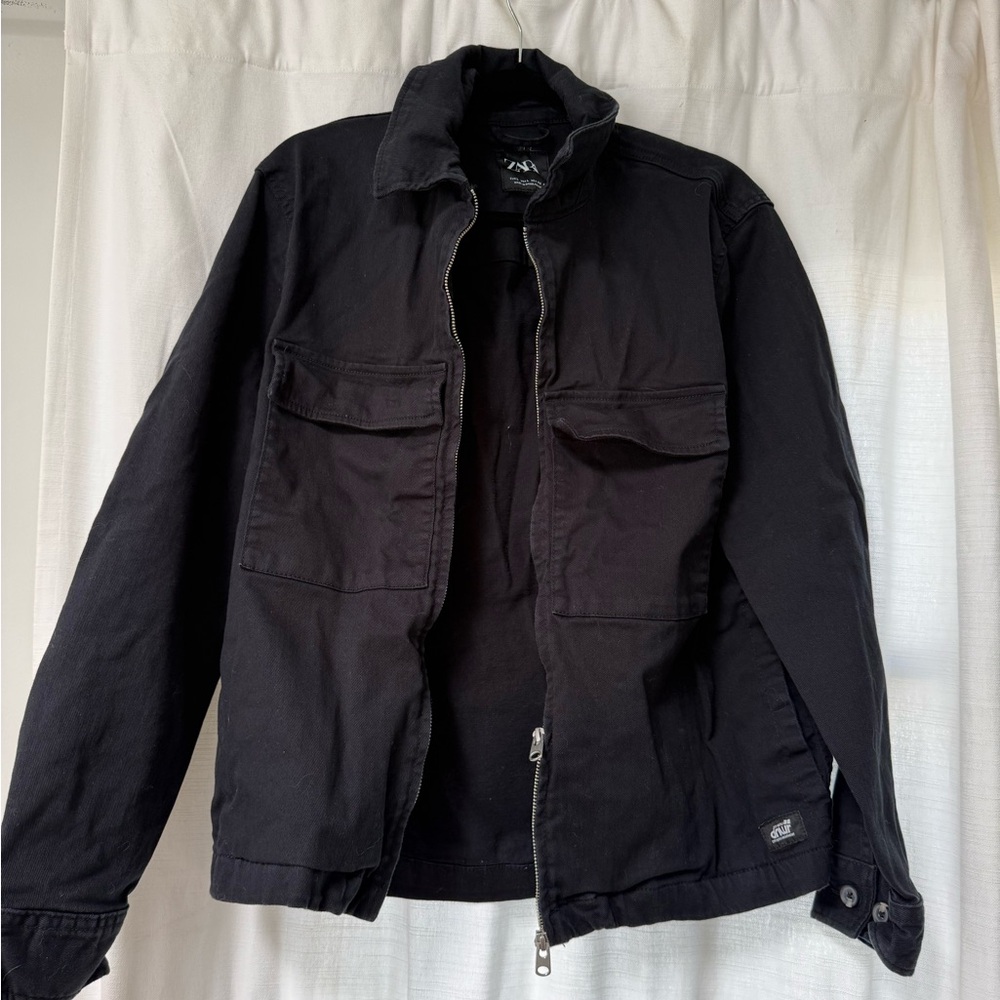 Zara Men’s Black Canvas Jacket with Flap Pockets